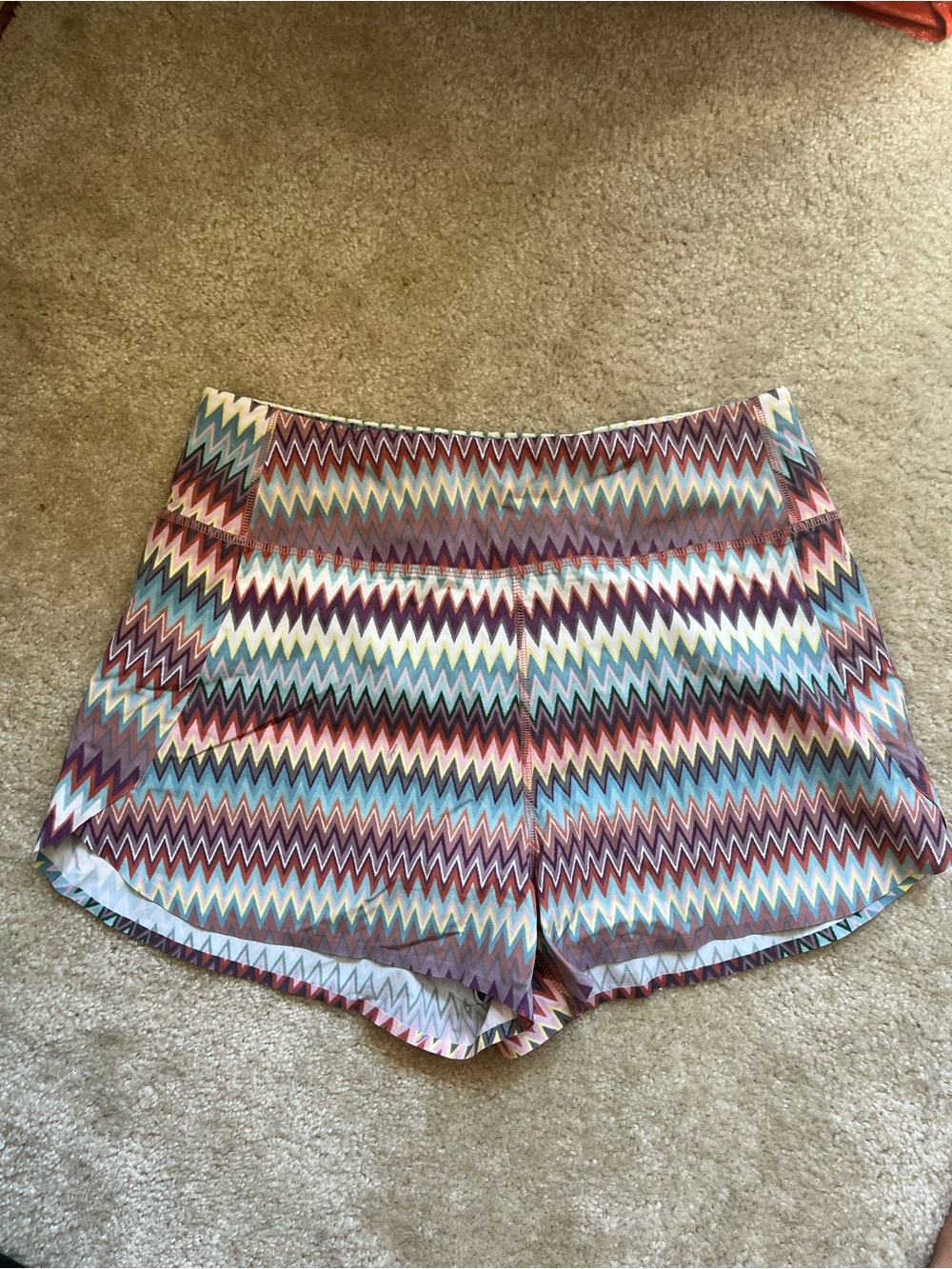 Greyson Phoenix Shorts Womens M Canyon Peaks